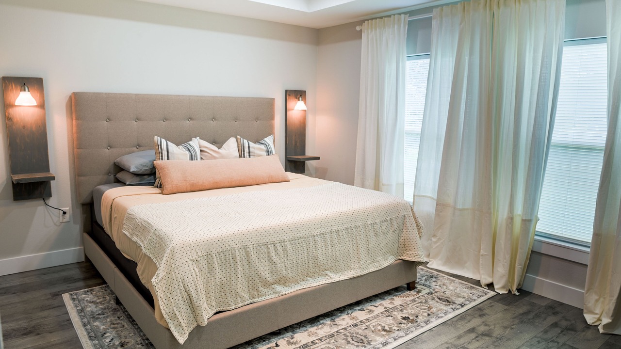 Photo of Bedroom in Warm Mineral Springs