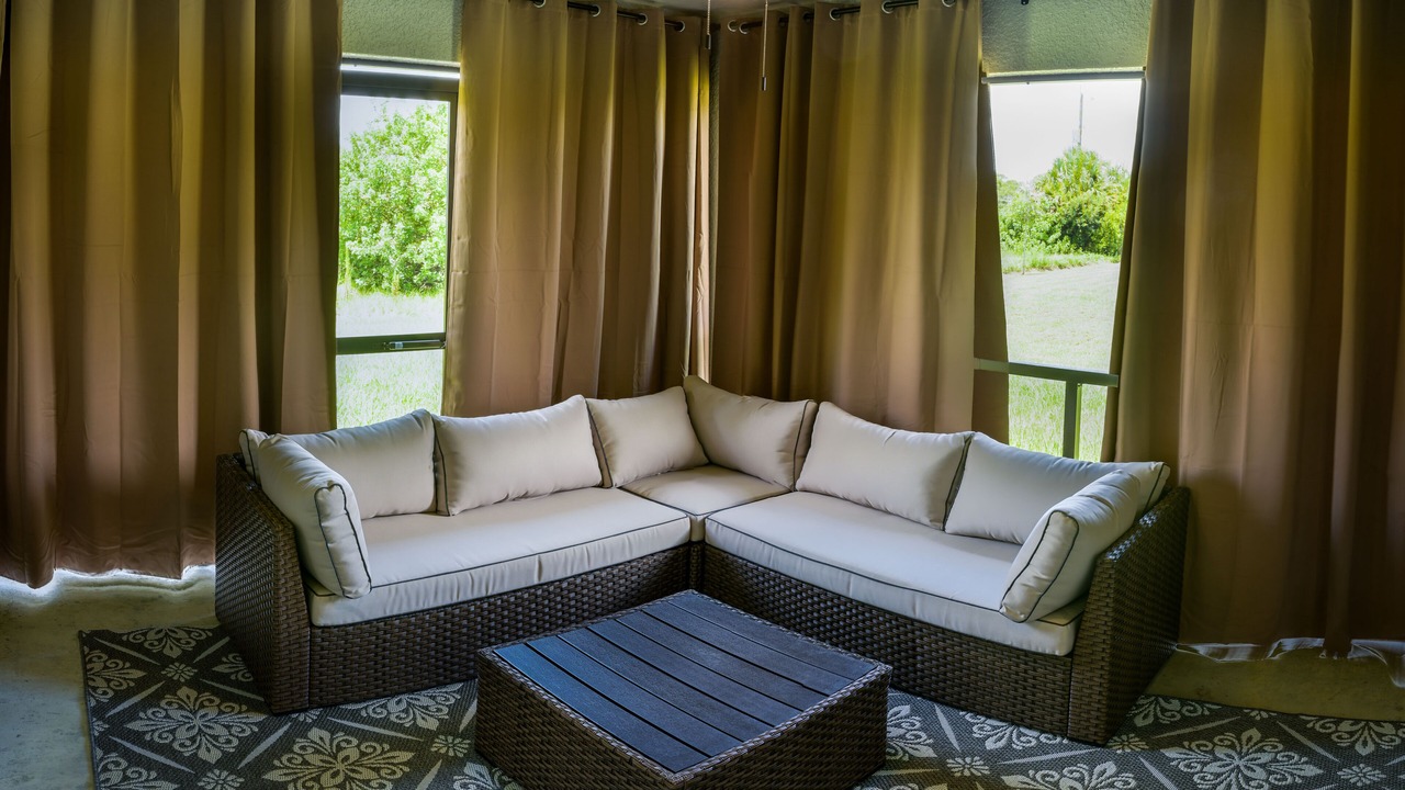 Photo of Livingroom in Warm Mineral Springs