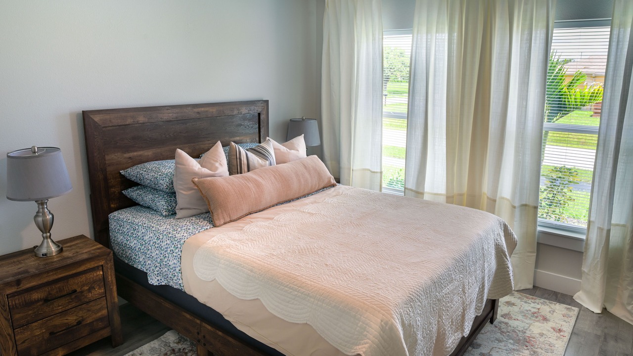 Photo of Bedroom in Warm Mineral Springs