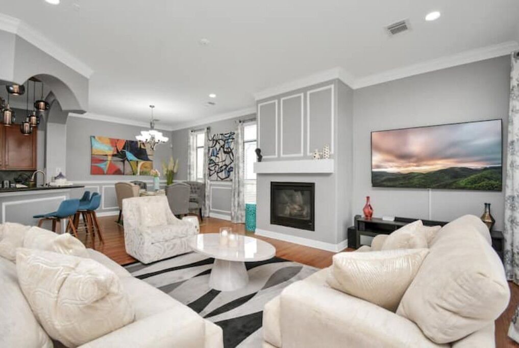 Photo of Livingroom in Washington Ave./ Memorial Park