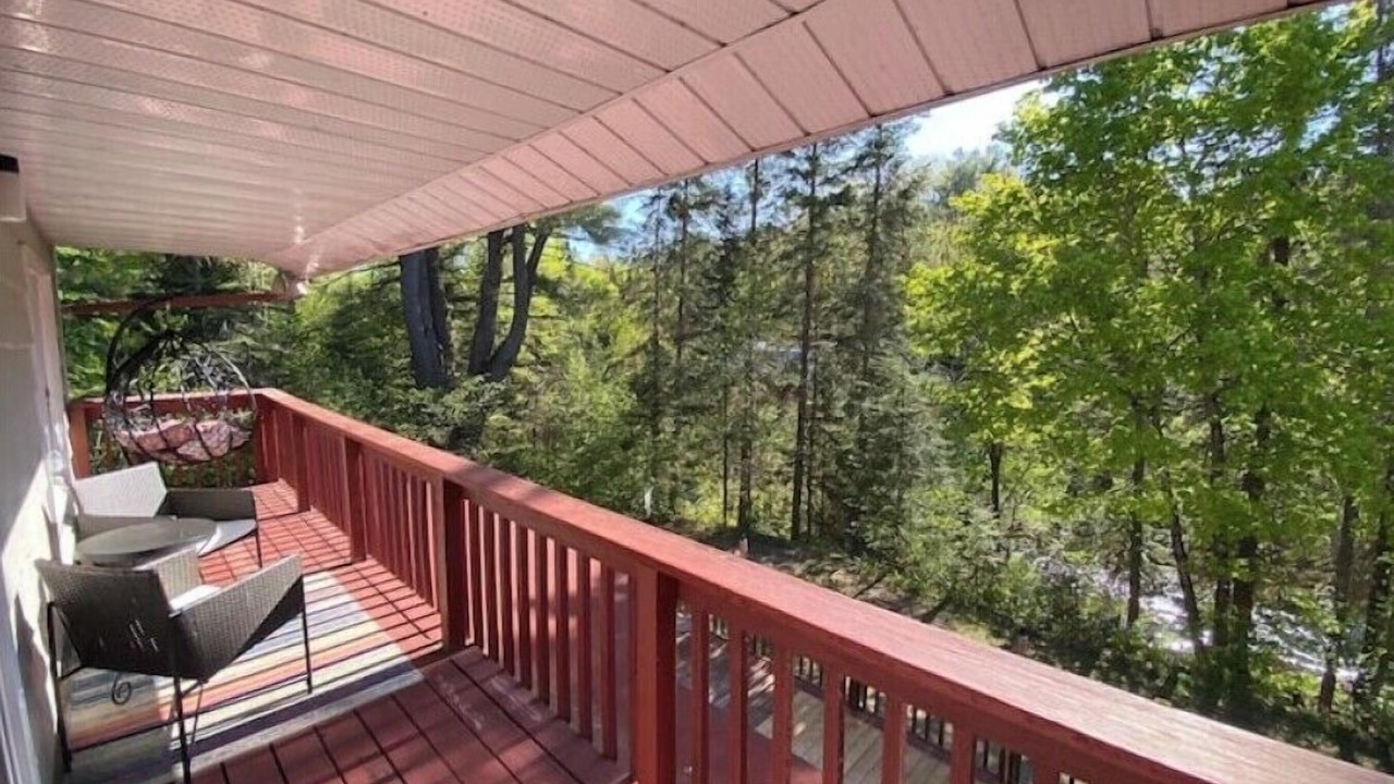 Photo of Outdoor in La Peche