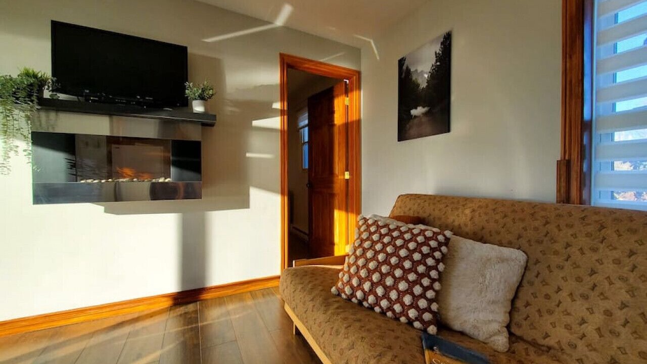 Photo of Livingroom in Ste Anne de Beaupre