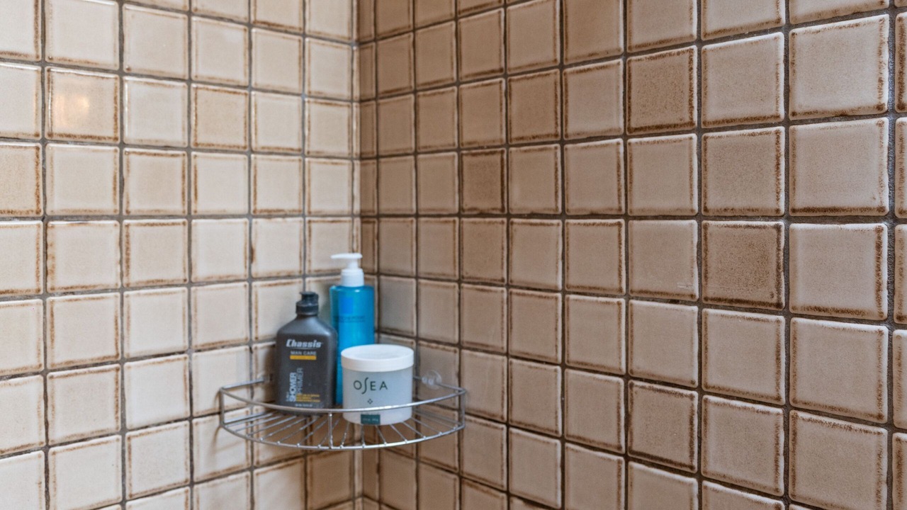 Photo of Bathroom in Shadow Hills