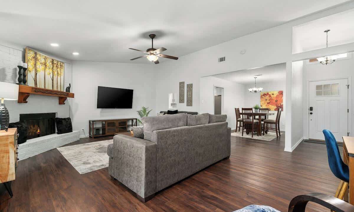Photo of Livingroom in Fort Smith