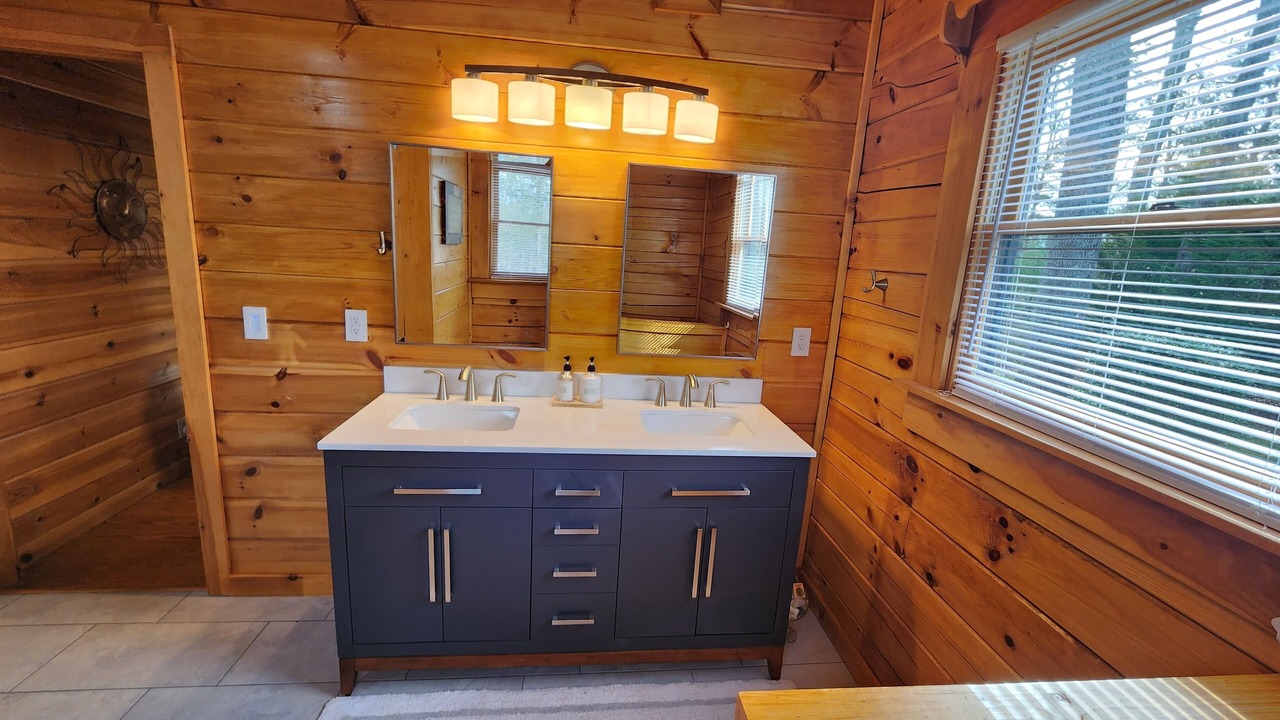 Photo of Bathroom in Lenoir