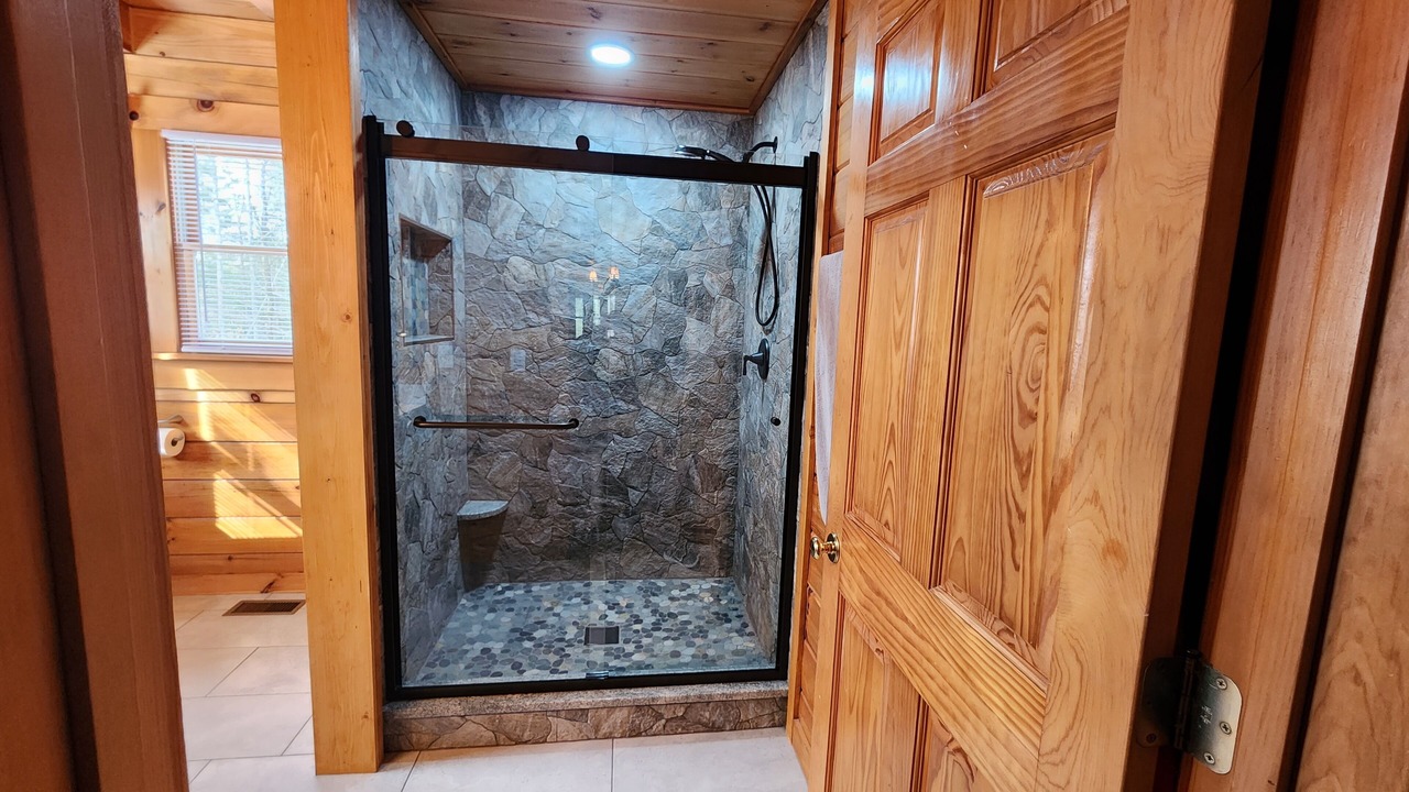 Photo of Bathroom in Lenoir