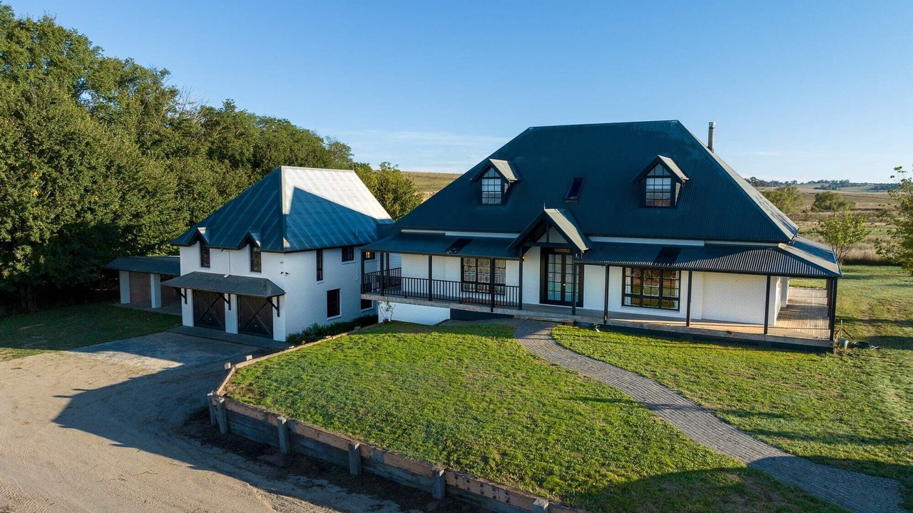 Photo of Outdoor in Eglinton