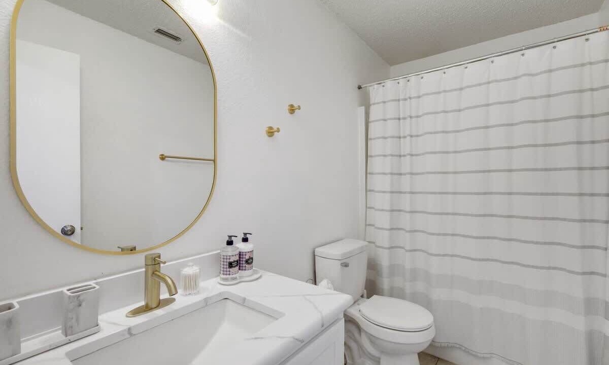 Photo of Bathroom in South Arlington