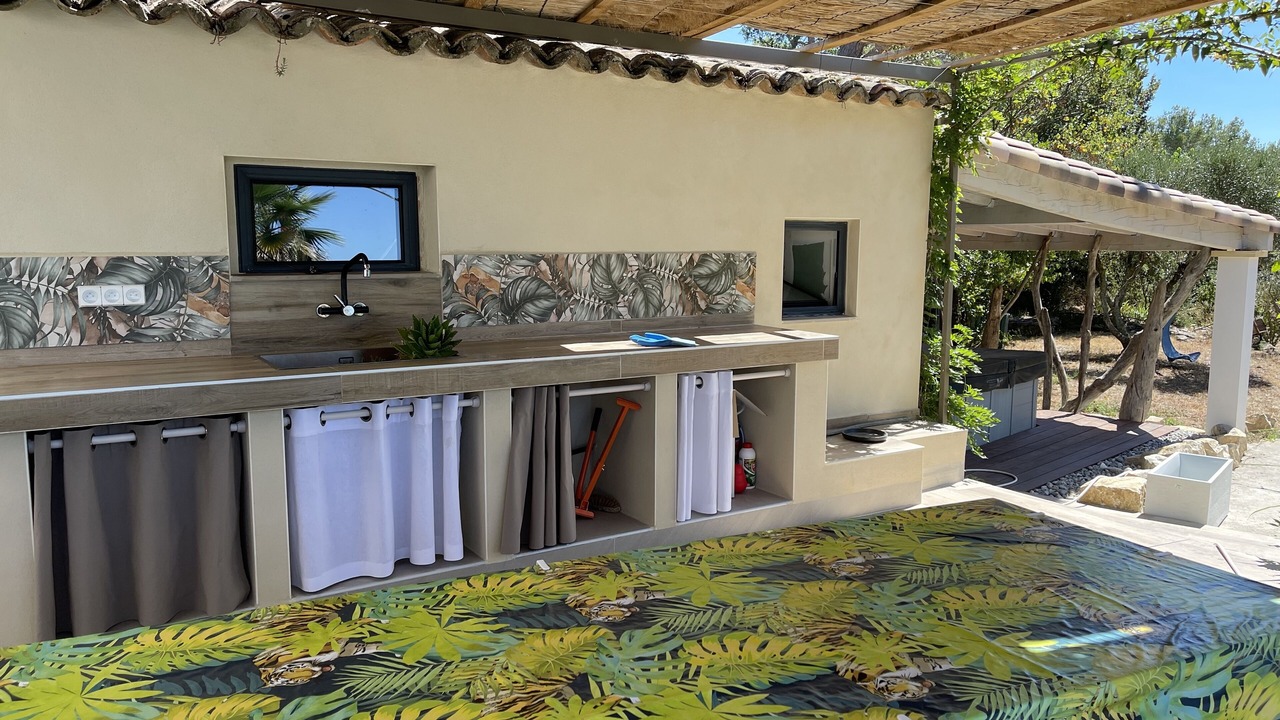 Photo of Patio Balcony in Quartier des Espesses