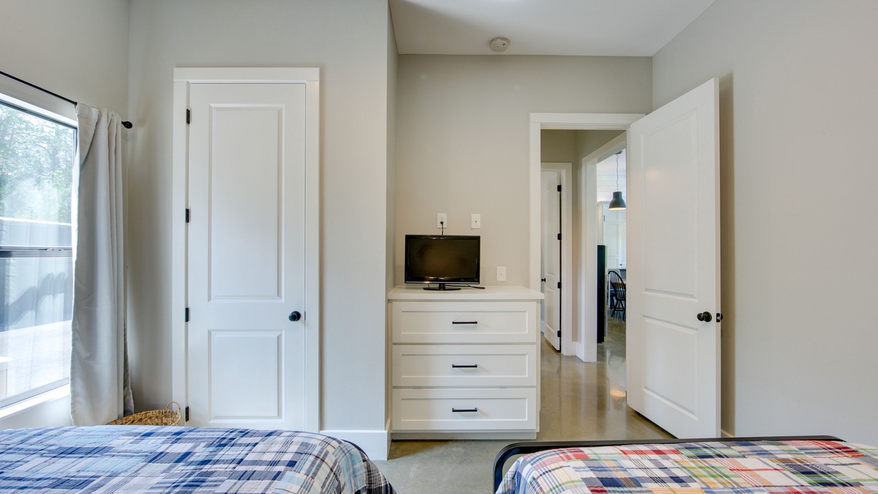 Photo of Bedroom in Kennard