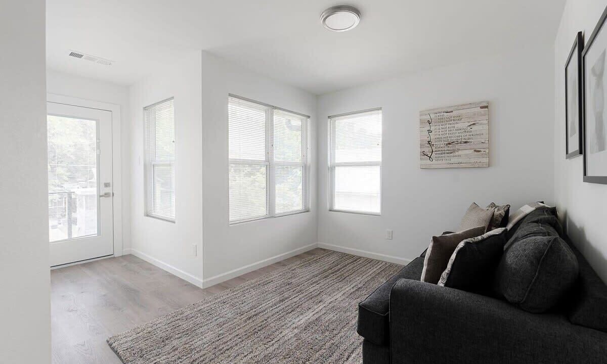 Photo of Livingroom in Old East Dallas