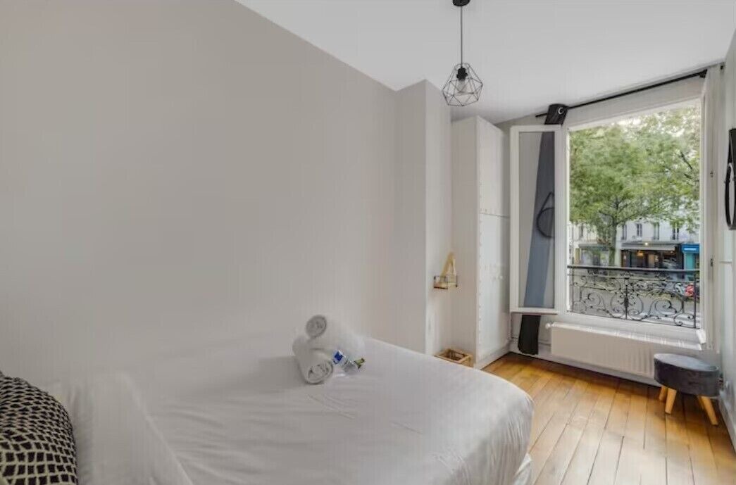 Photo of Bedroom in Clignancourt