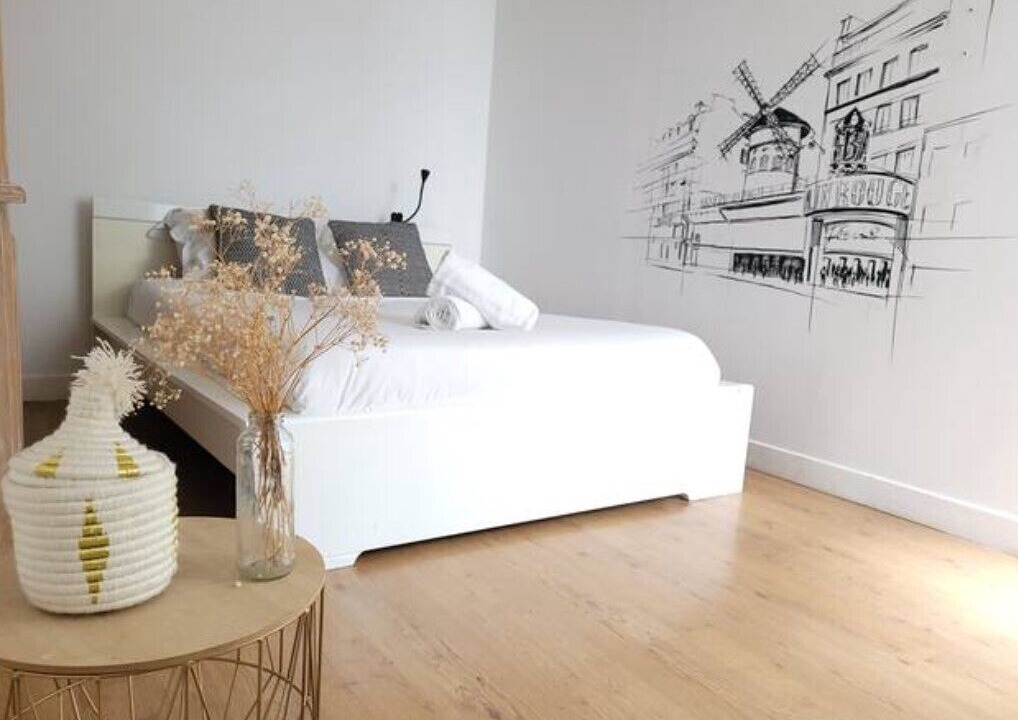 Photo of Bedroom in Clignancourt