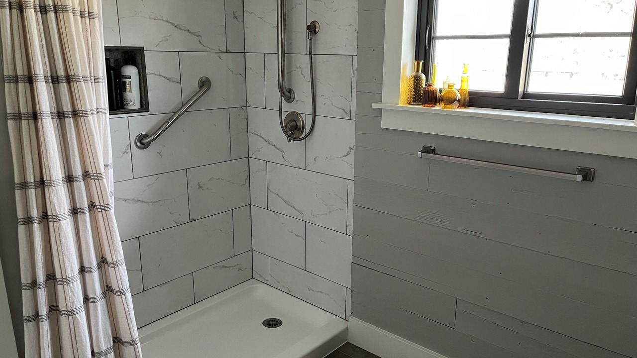 Photo of Bathroom in Hondo
