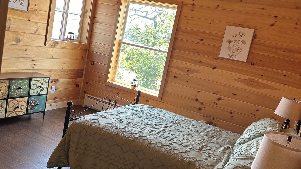 Photo of Bedroom in Beaver Island