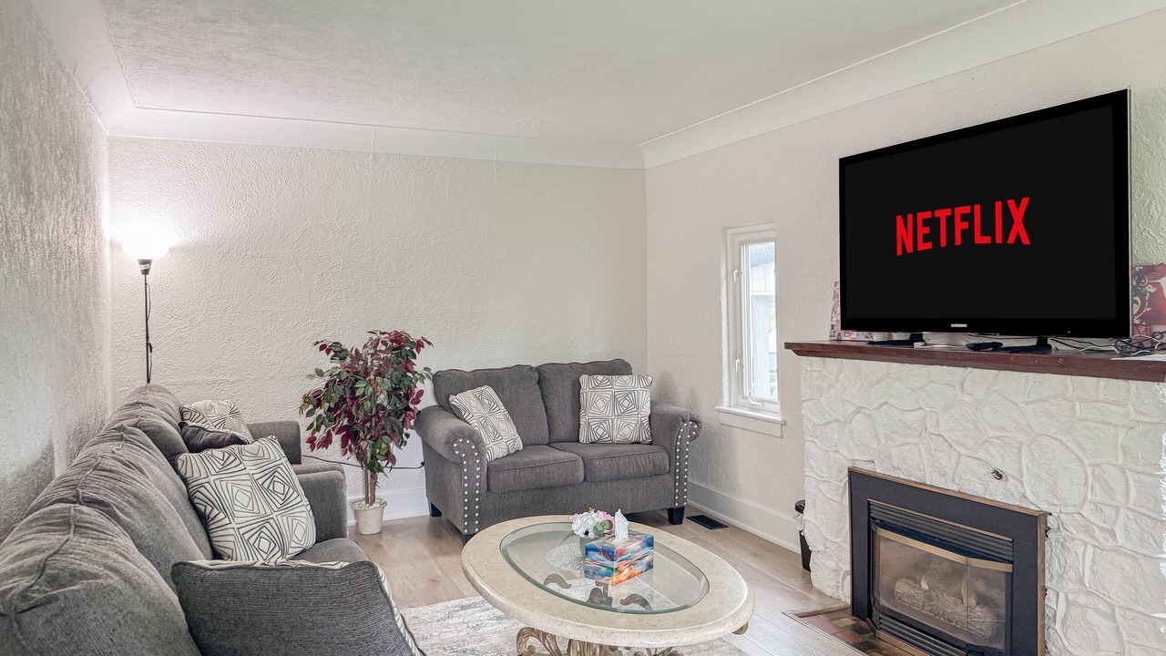 Photo of Livingroom in Niagara Falls