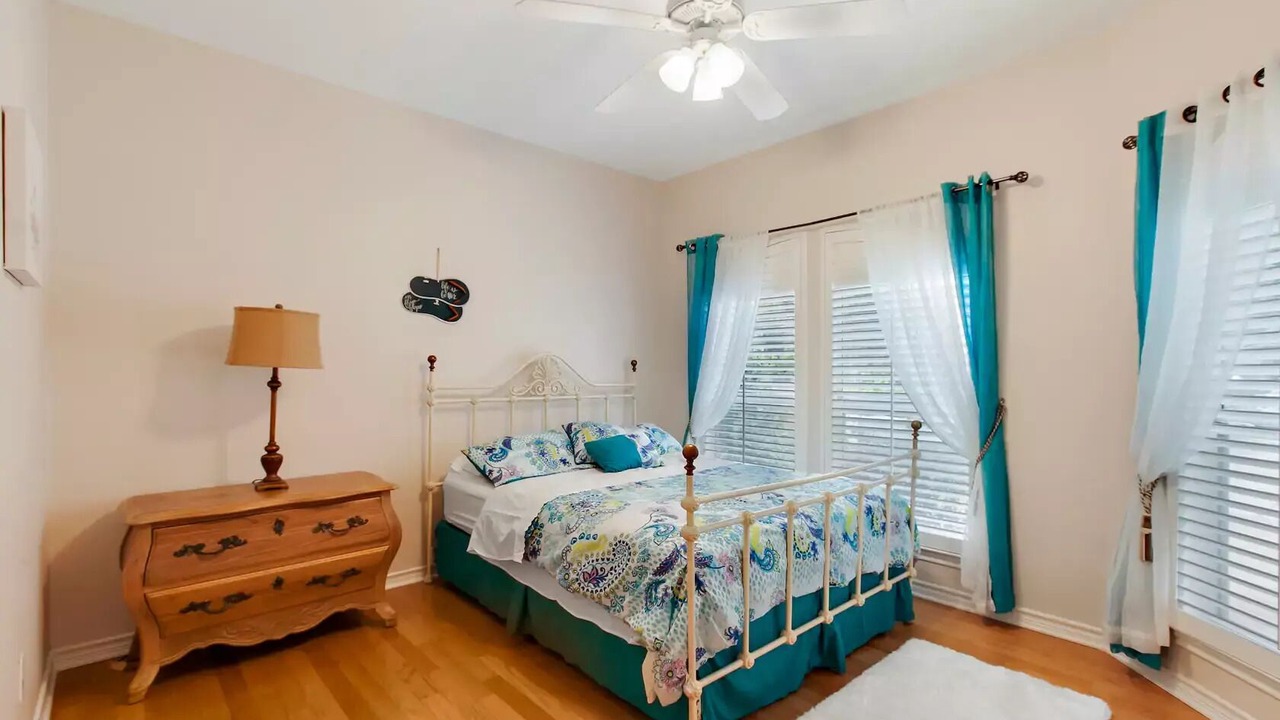 Photo of Bedroom in Leander