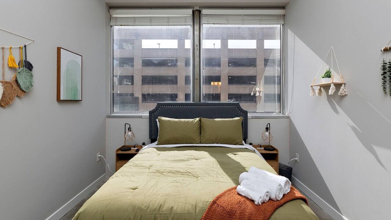 Photo of Bedroom in Downtown Des Moines