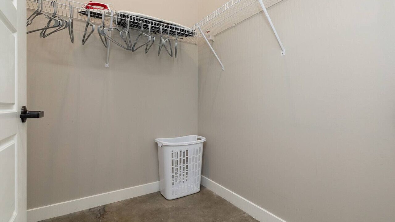 Photo of Others in Downtown Des Moines