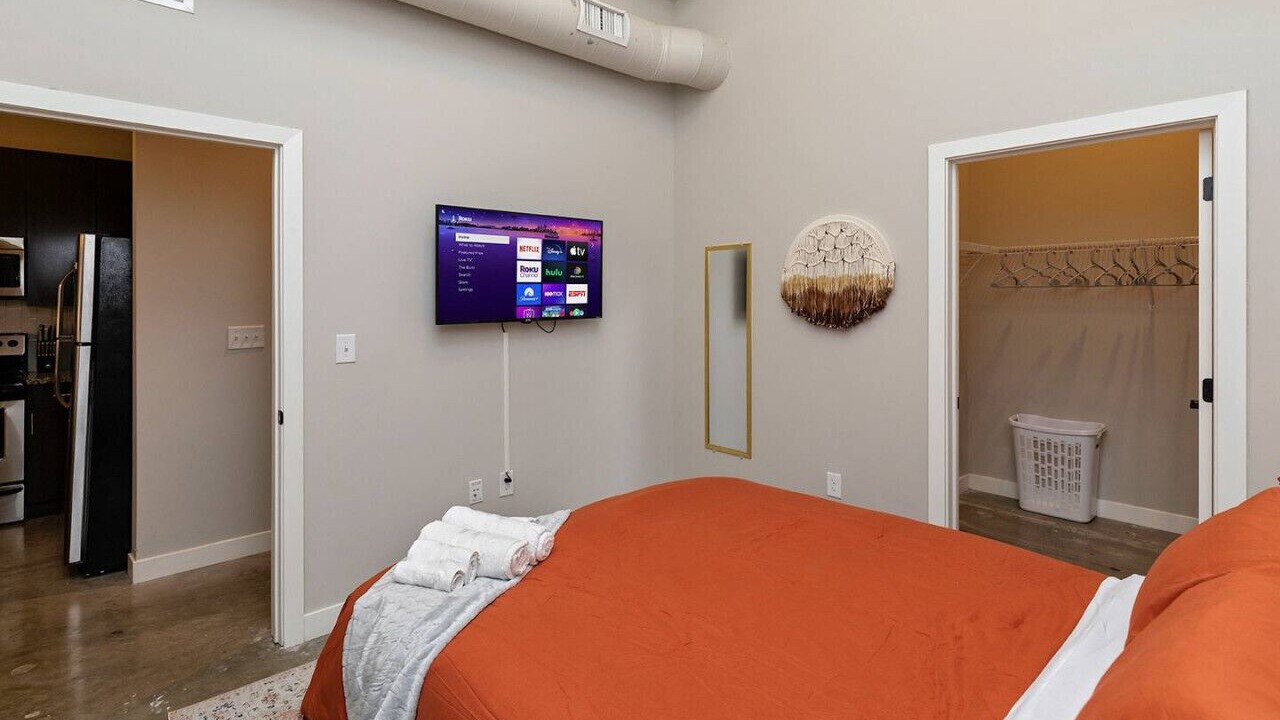 Photo of Bedroom in Downtown Des Moines