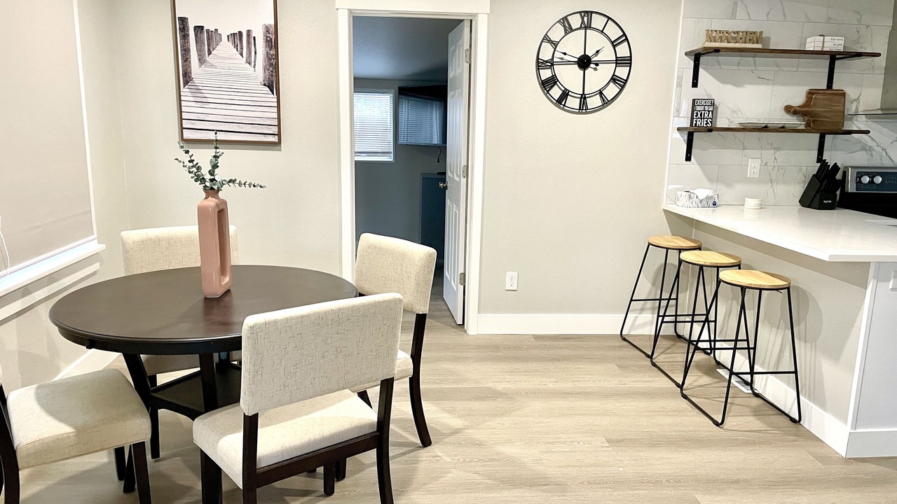 Photo of Others in Hough