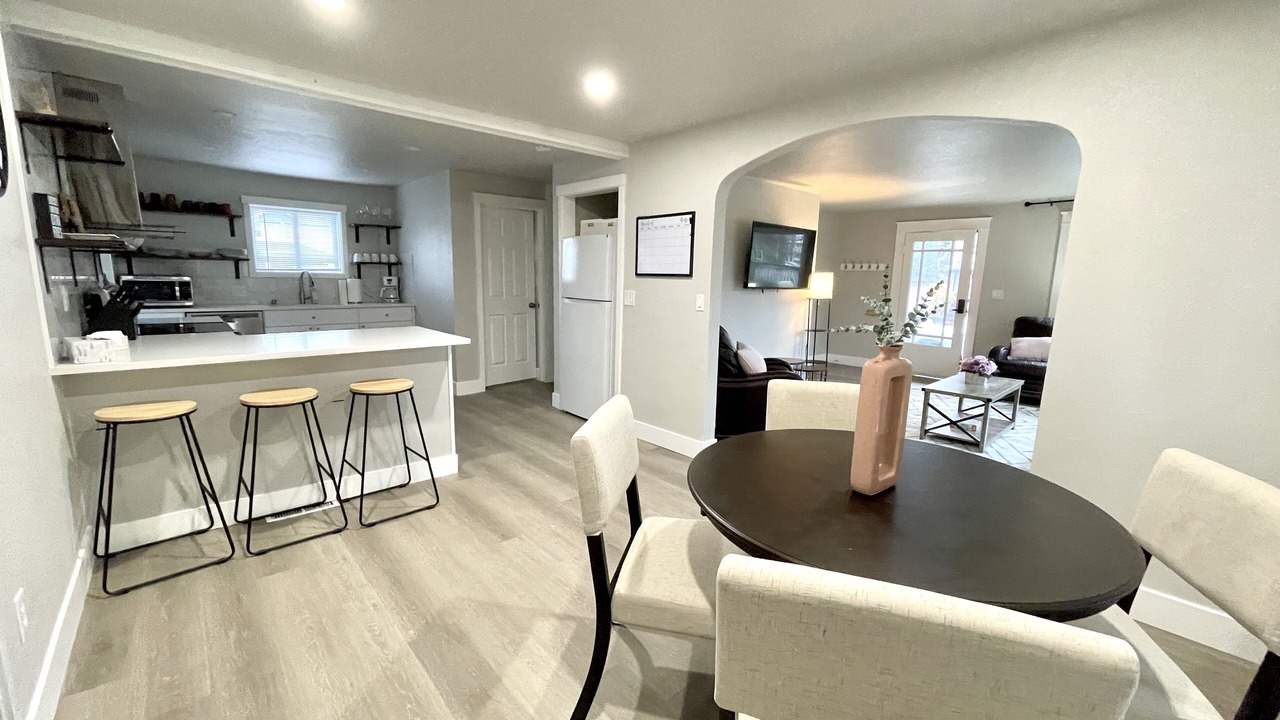 Photo of Others in Hough