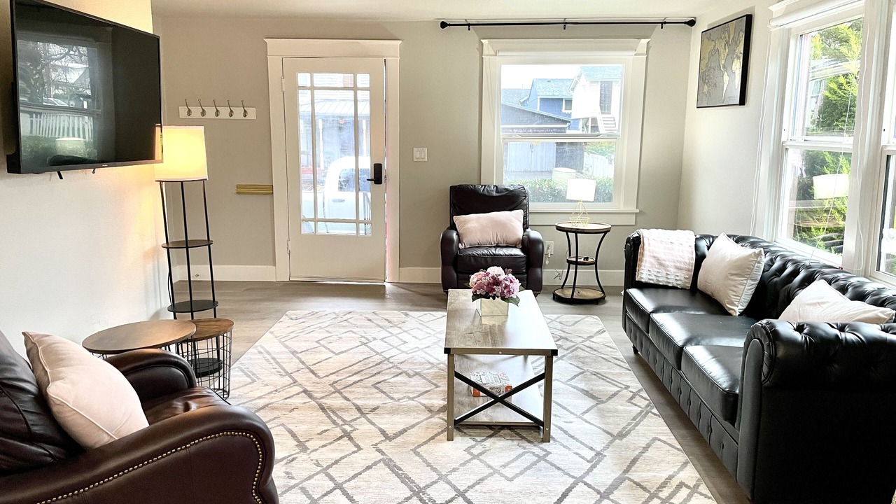 Photo of Livingroom in Hough