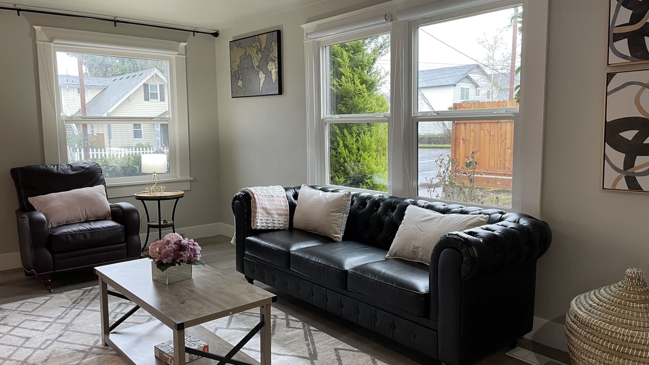 Photo of Livingroom in Hough