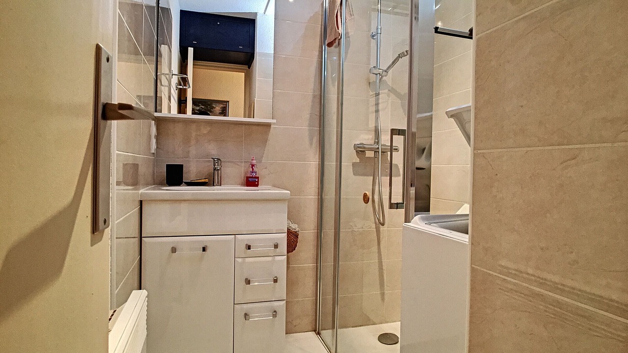 Photo of Bathroom in Carnon-Plage