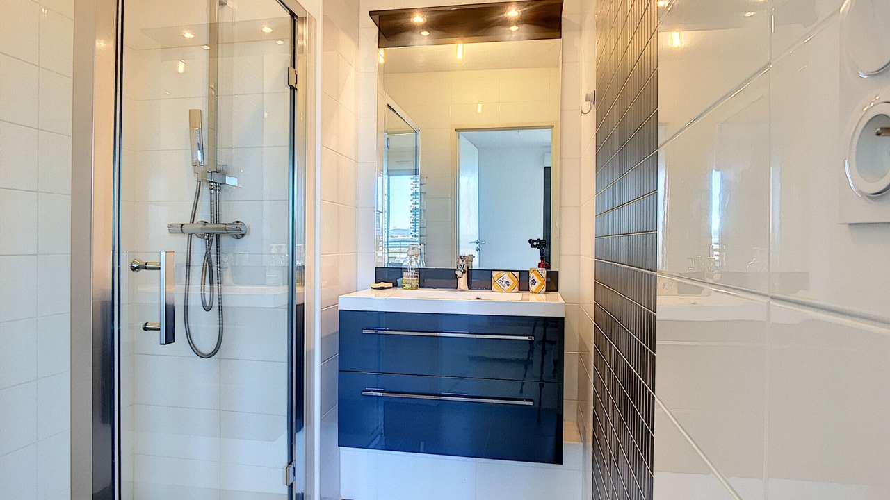 Photo of Bathroom in Carnon-Plage