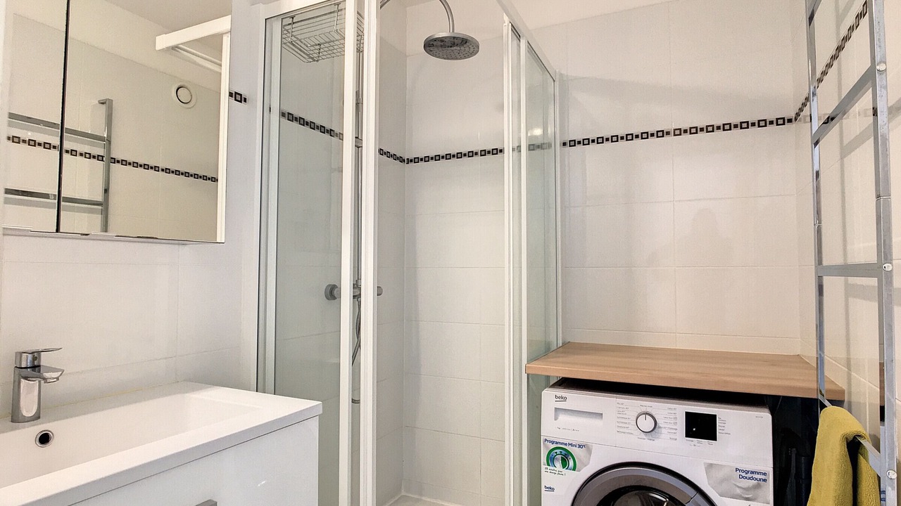 Photo of Bathroom in Carnon-Plage