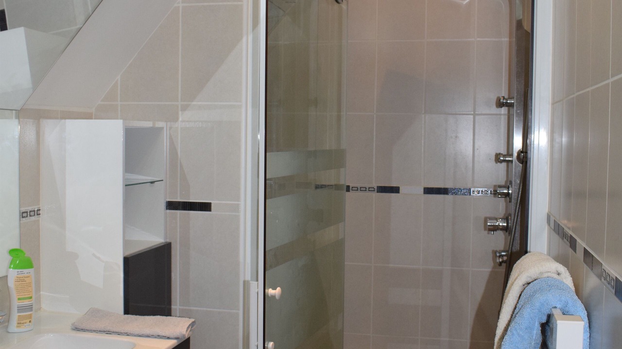 Photo of Bathroom in Juillan