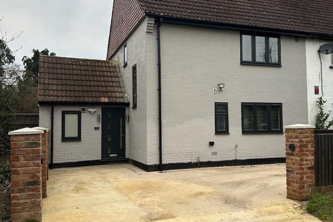 Photo of Outdoor in Shepperton