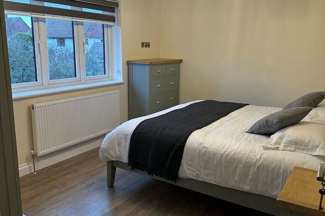 Photo of Bedroom in Shepperton