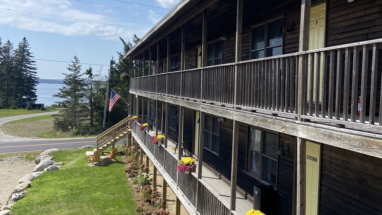 Photo of Others in Brooklin