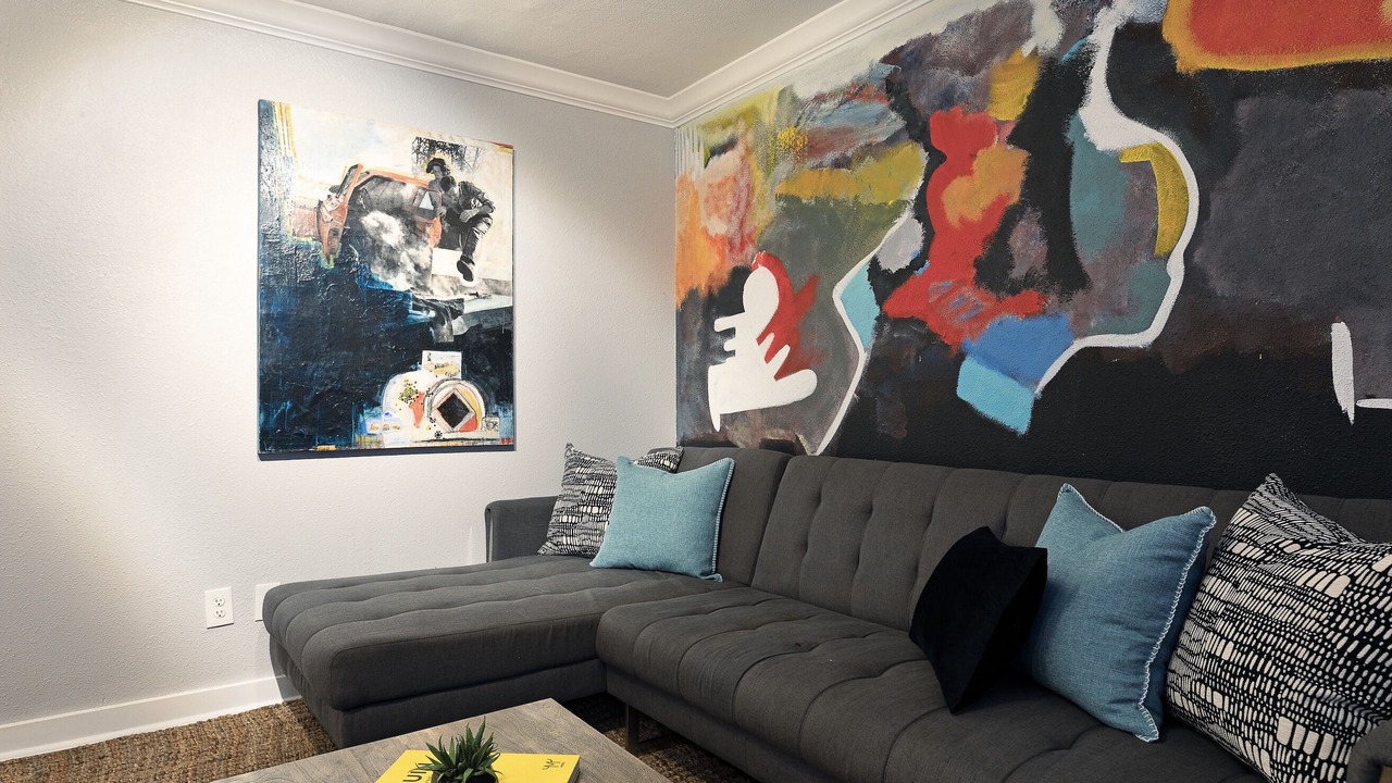 Photo of Livingroom in South Central Houston