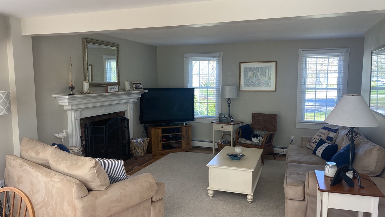 Photo of Livingroom in Teaticket