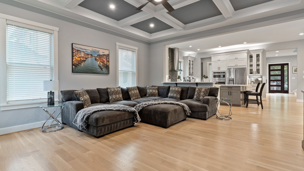 Photo of Livingroom in Virginia Square