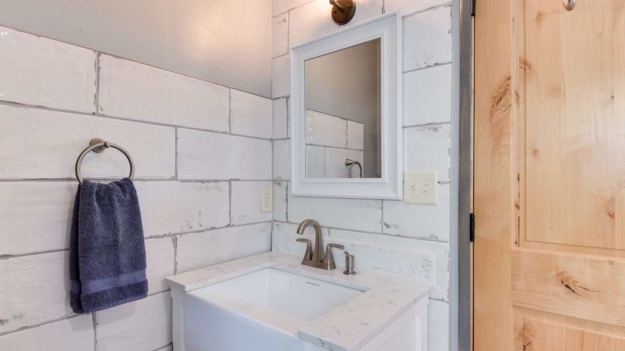 Photo of Bathroom in Early