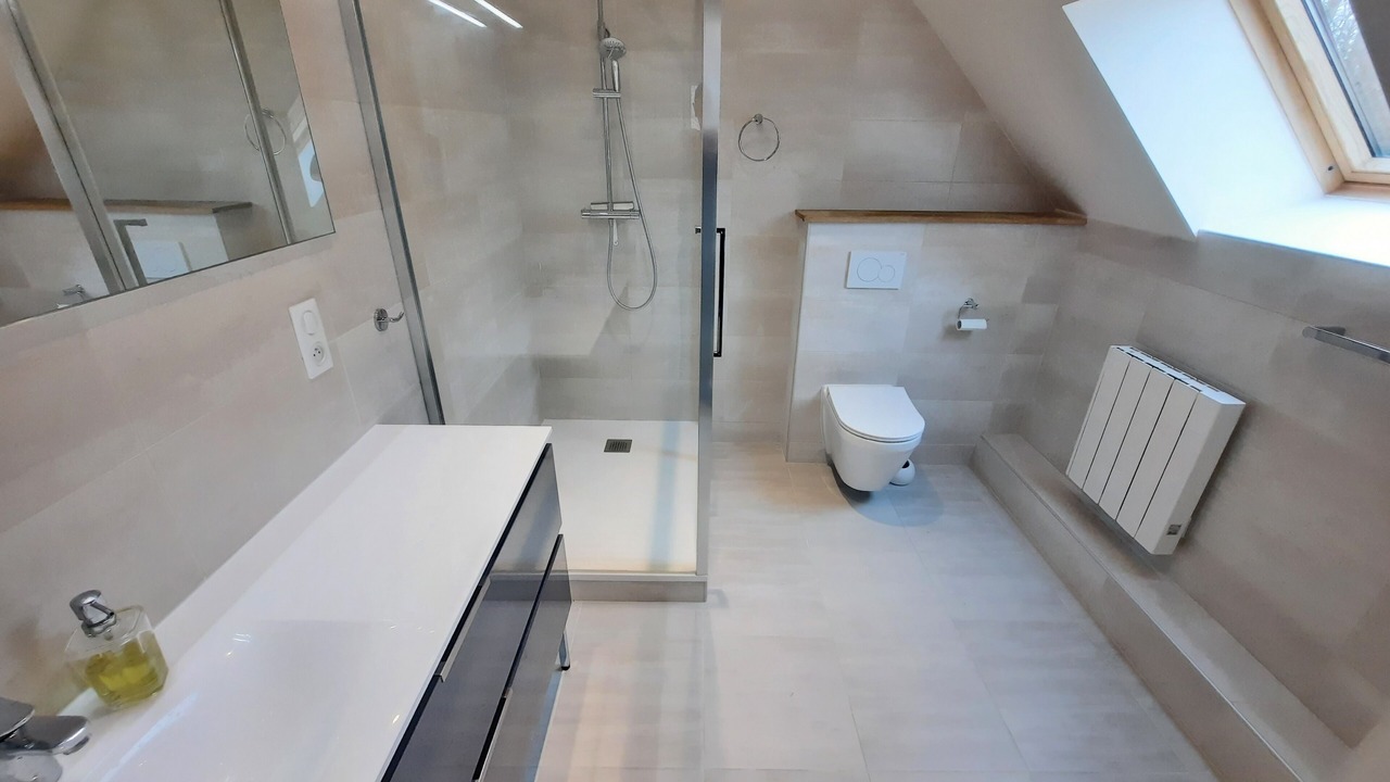 Photo of Bathroom in Hautot-sur-Mer