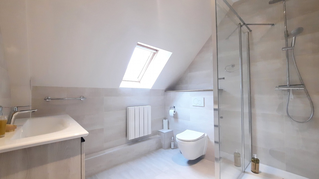Photo of Bathroom in Hautot-sur-Mer