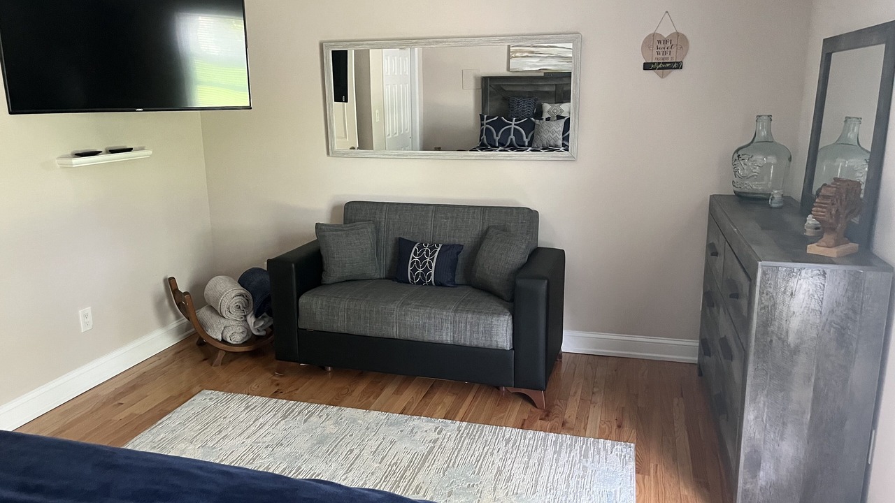 Photo of Bedroom in Miller Place