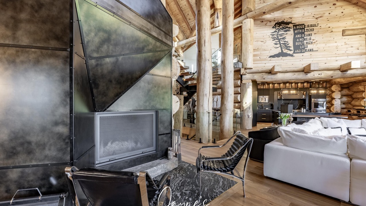 Photo of Livingroom in Gravenhurst