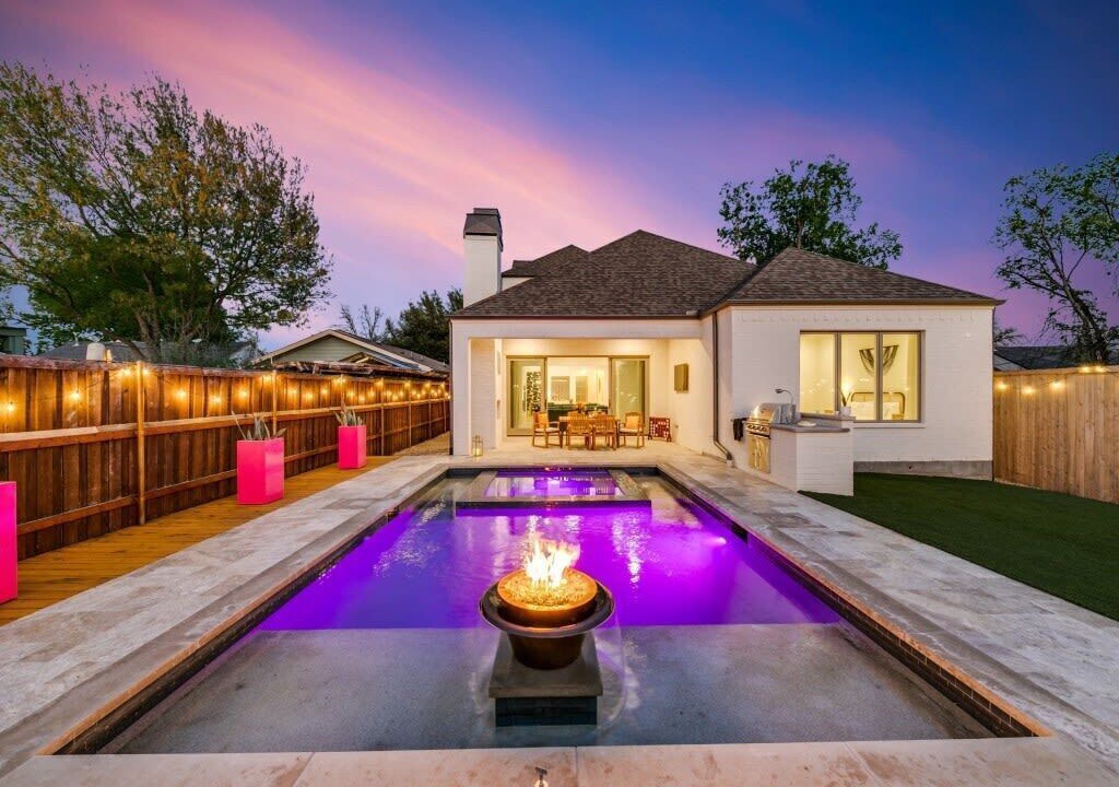 Photo of Outdoor in Dallas
