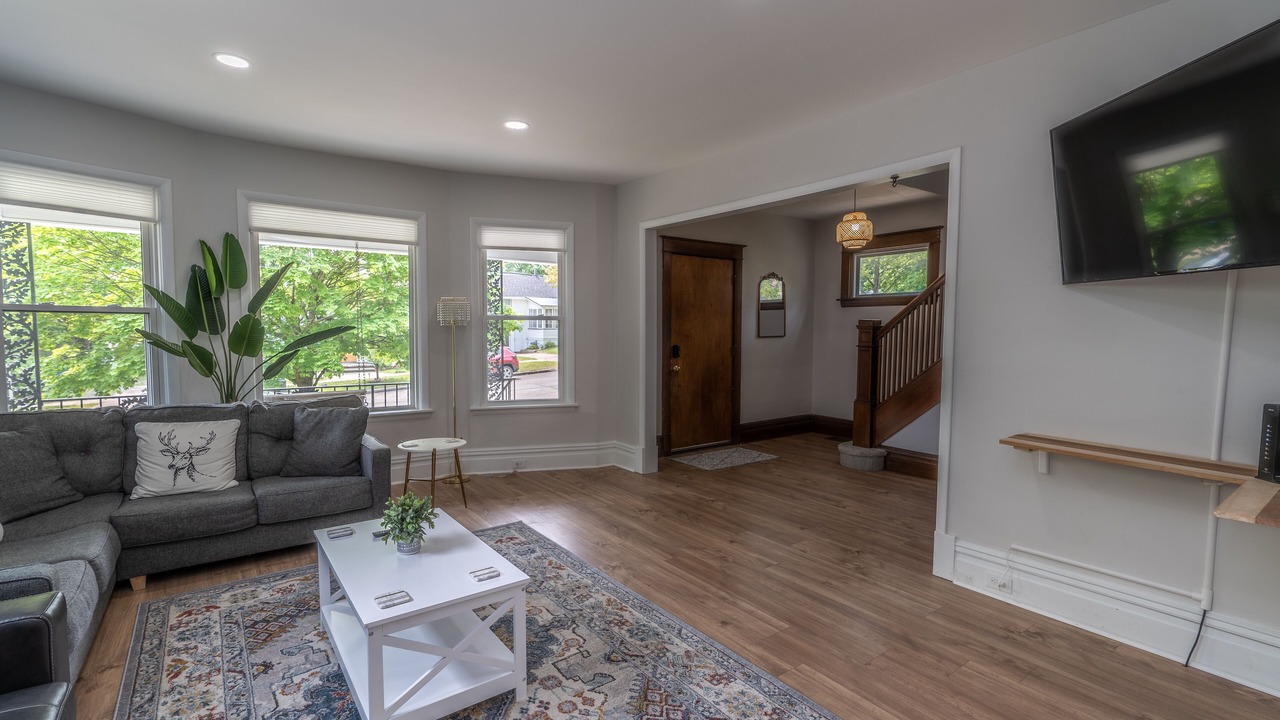 Photo of Livingroom in Lakeside