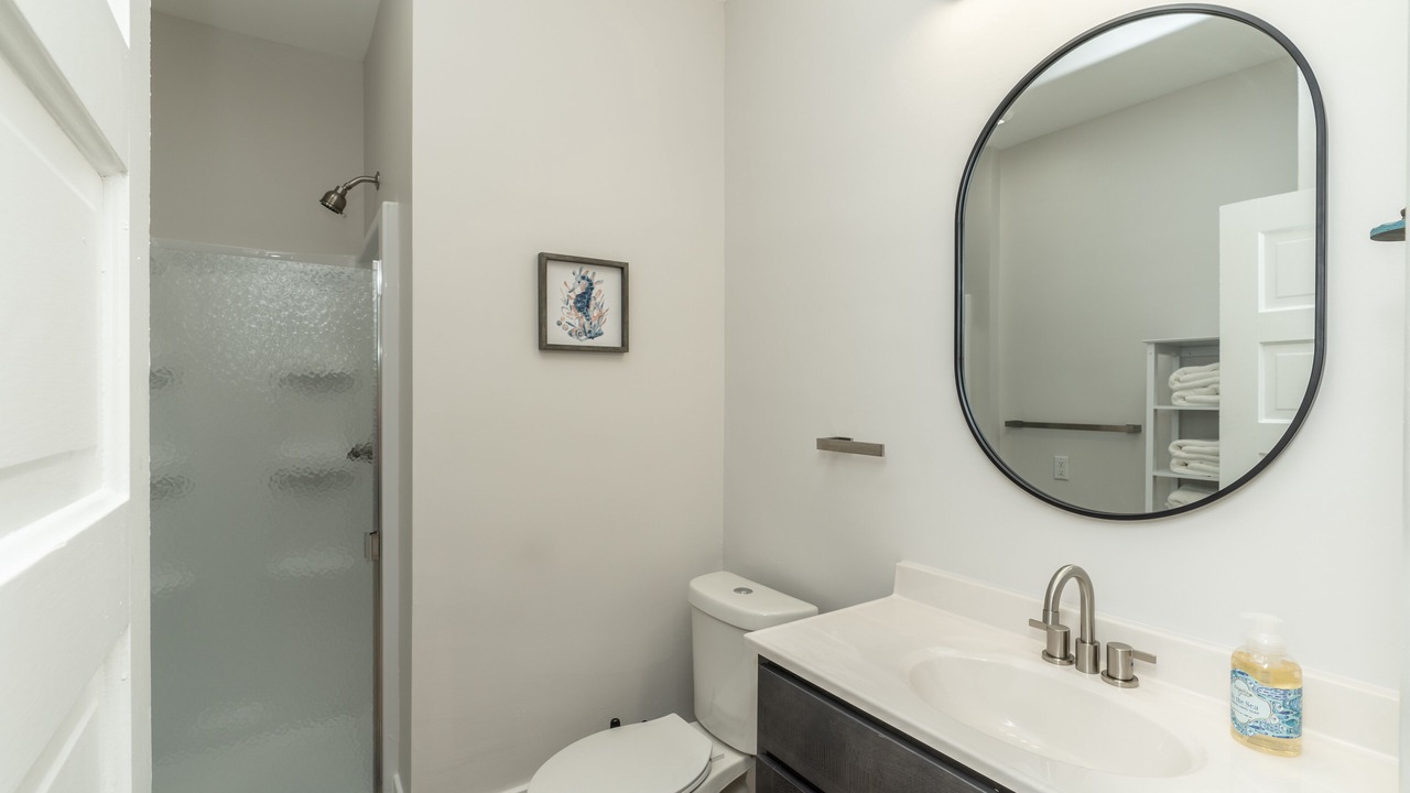 Photo of Bathroom in Lakeside