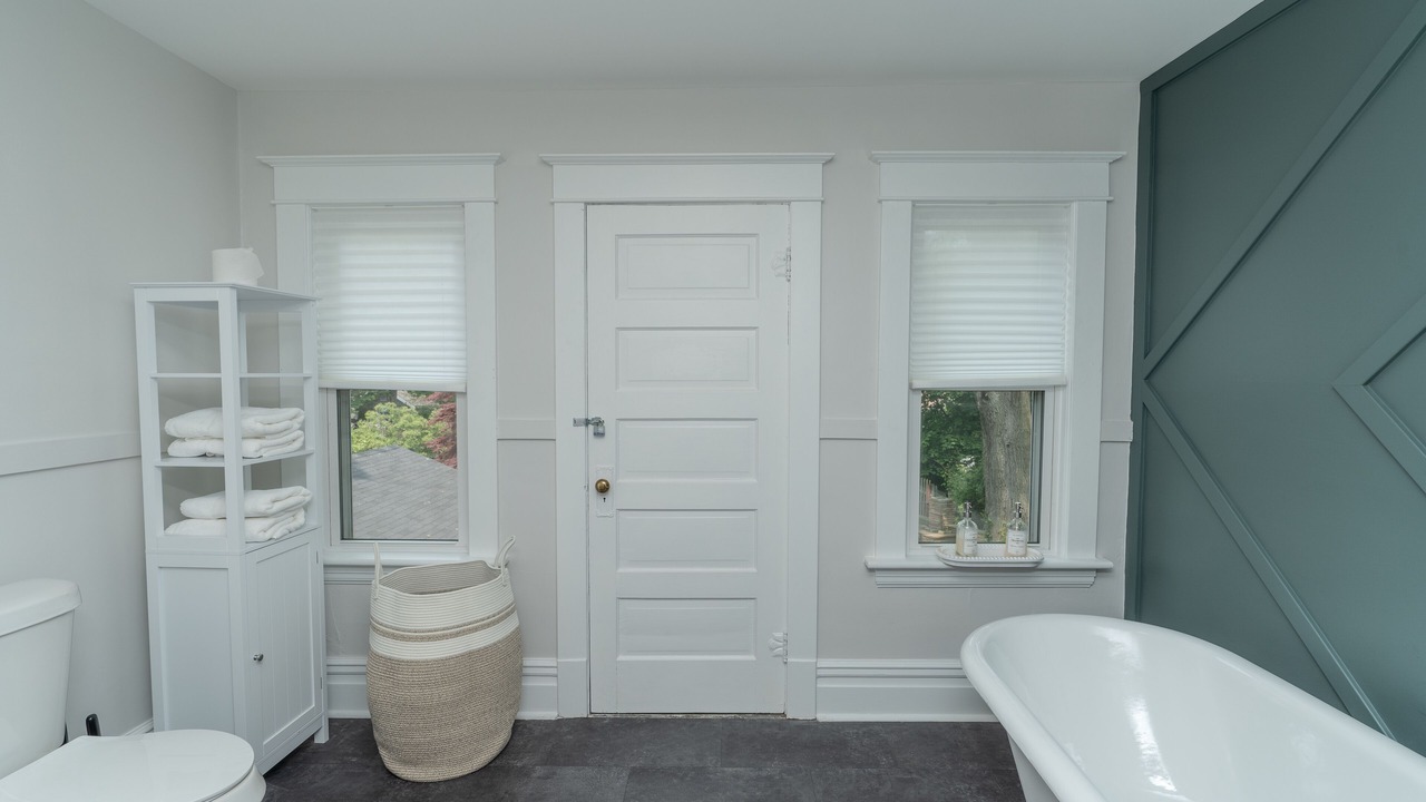 Photo of Bathroom in Lakeside