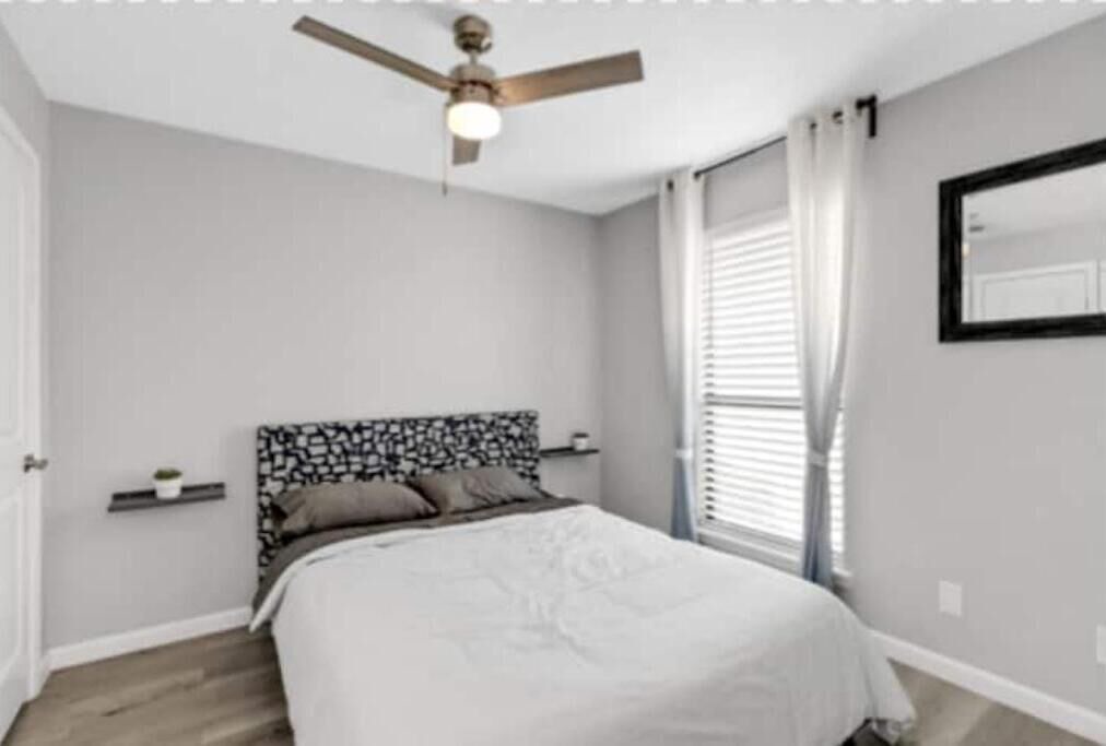 Photo of Bedroom in Brenham