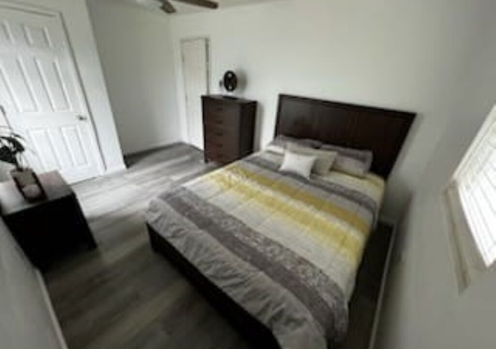 Photo of Bedroom in Hugo