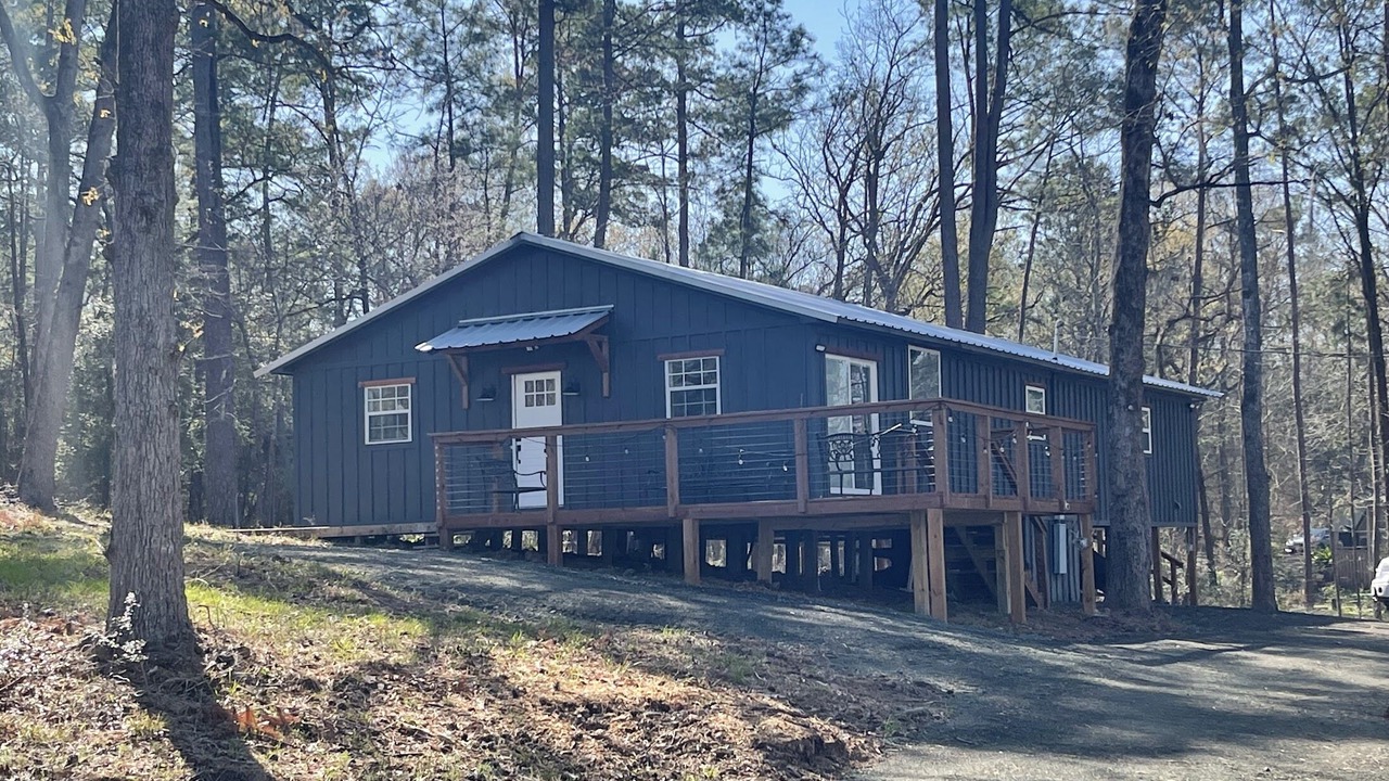 Photo of Outdoor in Broaddus